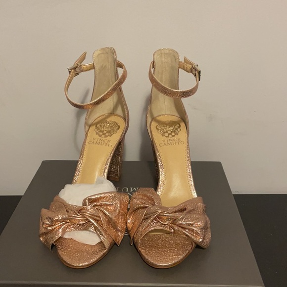 New Vince Camuto  Carrelen Heeled Sandal!!! - Picture 3 of 5